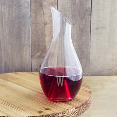 Personalized 30 oz. Aerating Wine Decanter